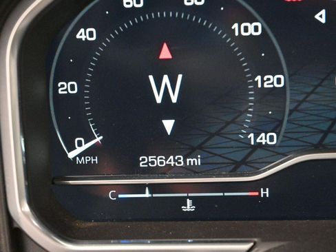Used 2024 GMC Sierra 2500 AT4X AWD/4WD image 20