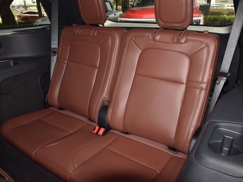 New 2026 Lincoln Aviator Reserve AWD/4WD image 15