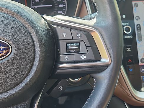 Used 2022 Subaru Outback Touring AWD/4WD image 22