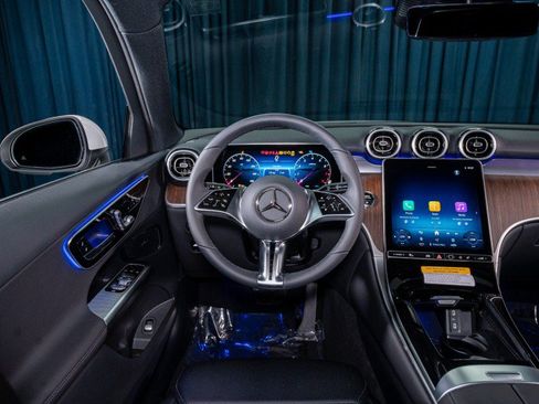 New 2026 Mercedes-Benz GLC 300 image 14