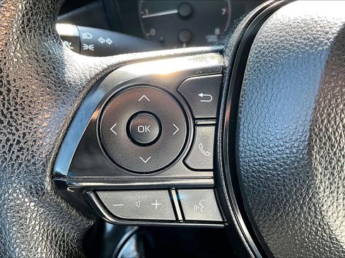 Used 2024 Toyota Corolla LE image 17