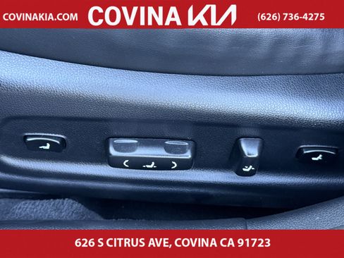 Used 2016 Kia Cadenza Premium image 15