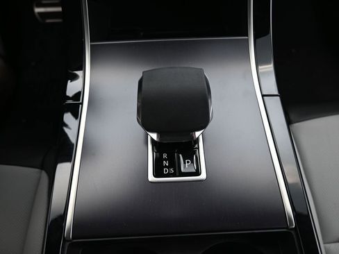 New 2026 Land Rover Range Rover Evoque Dynamic SE image 29