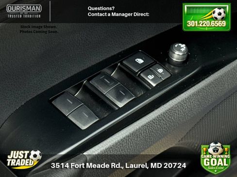 Used 2025 Toyota Camry LE w/ Convenience Package FWD image 9