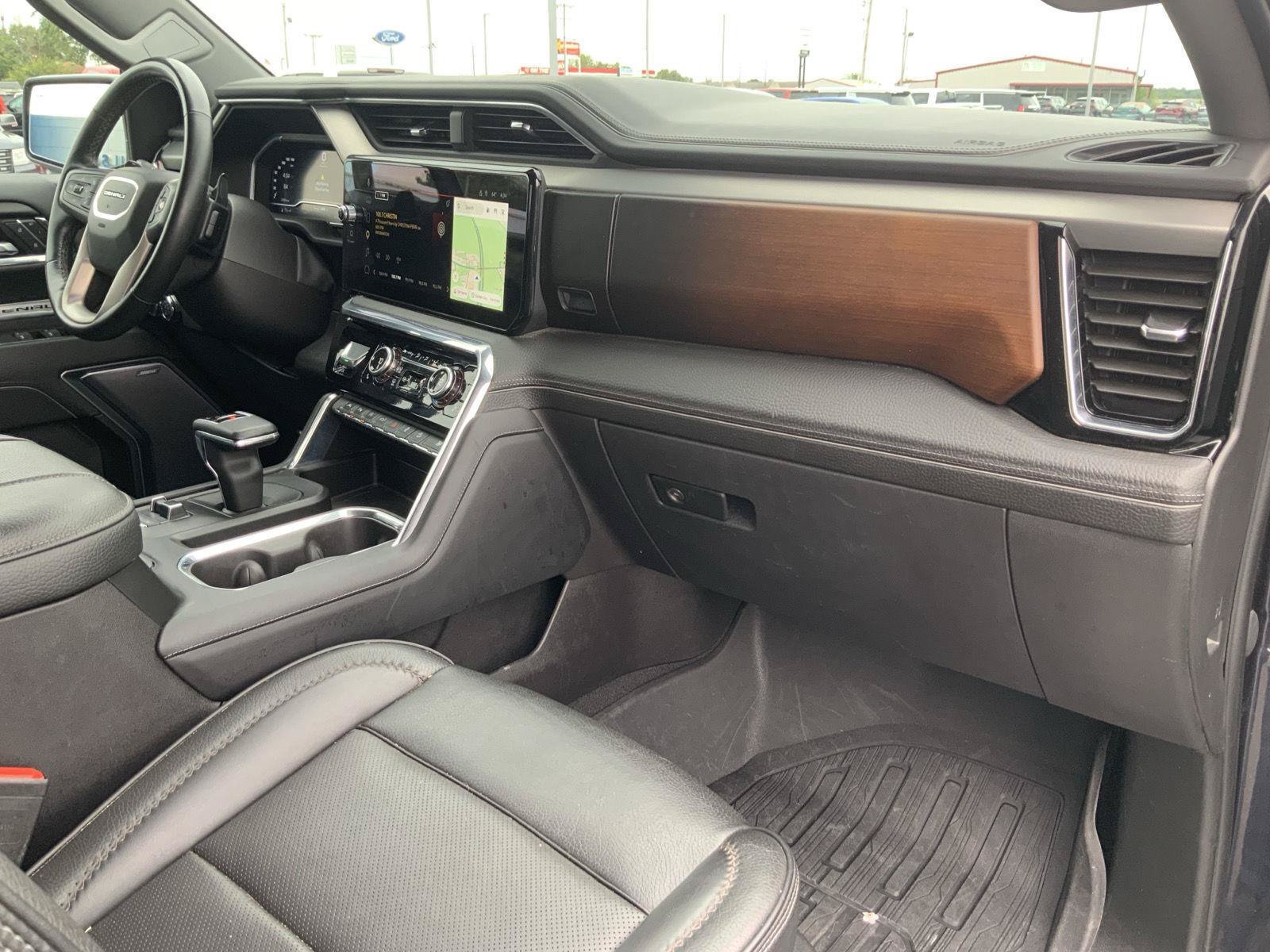 Used 2024 GMC Sierra 1500 Denali AWD/4WD image 57