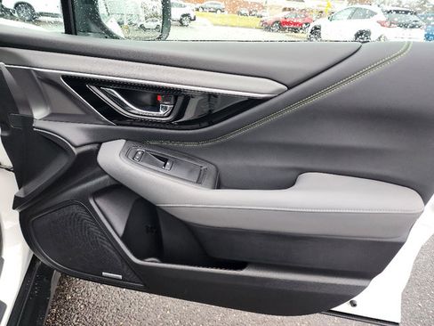 Certified 2025 Subaru Outback Onyx Edition image 26