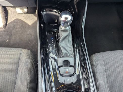 Certified 2019 Toyota C-HR XLE image 28