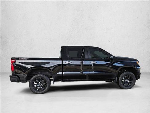 Used 2025 Chevrolet Silverado 1500 LT Trail Boss w/ LT Trail Boss Premium Package AWD/4WD image 4