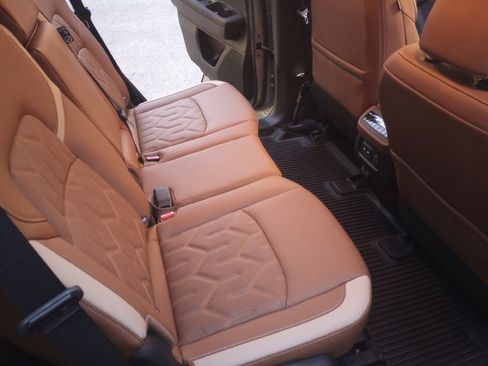 Used 2026 Nissan Pathfinder Platinum w/ Cargo Package image 29