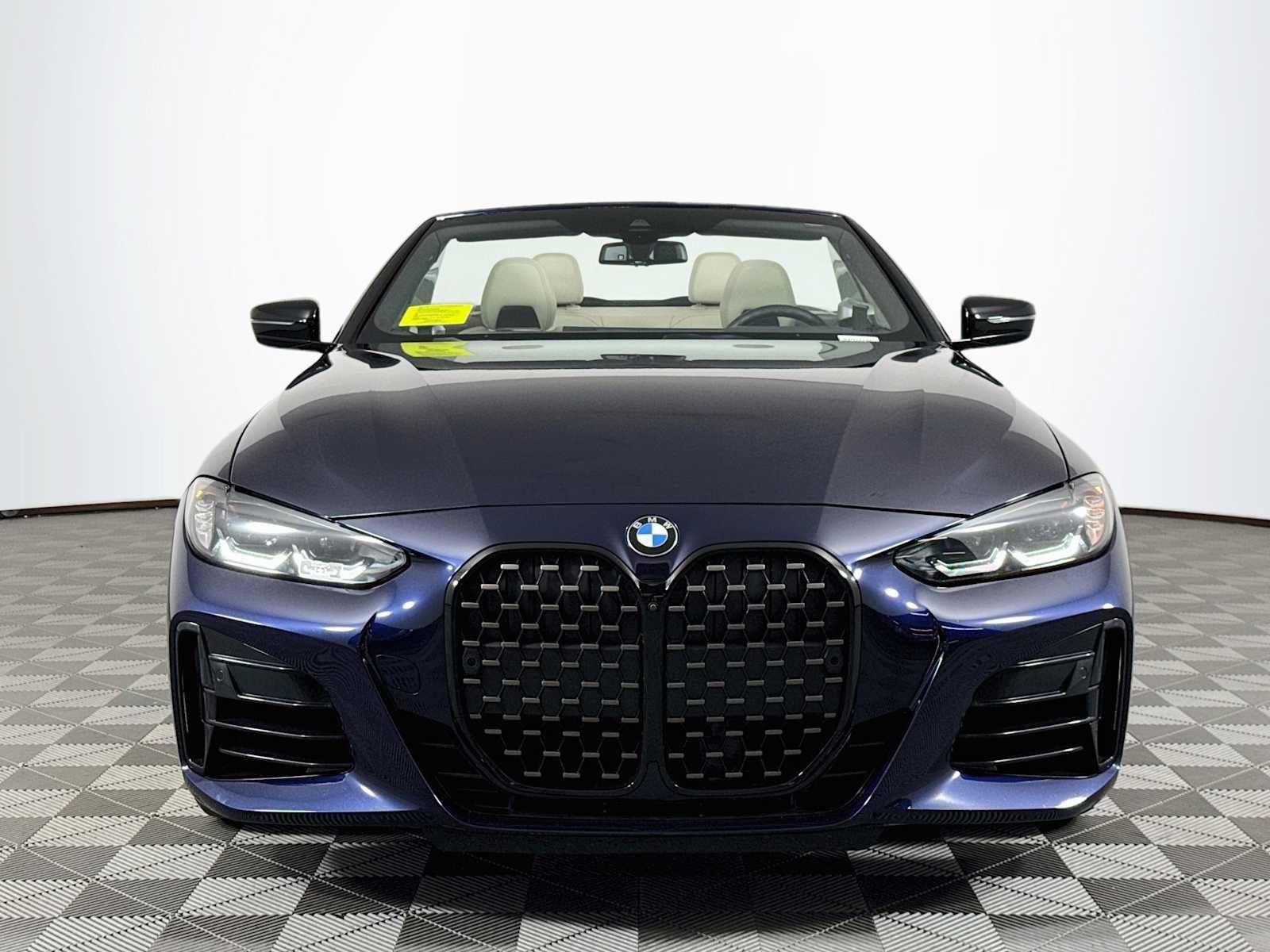 Used 2024 BMW M440i Convertible w/ Premium Package RWD image 2