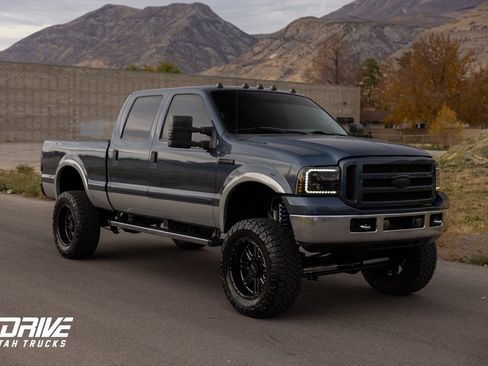 Used 2006 Ford F250 Lariat image 2