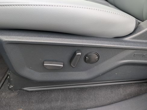 New 2025 Ford F150 Lightning Flash image 20