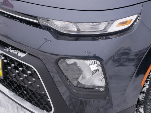 Certified 2022 Kia Soul LX image 16