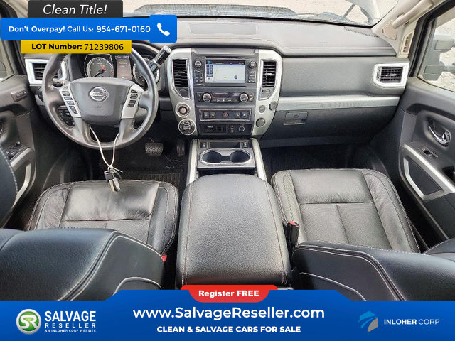 Used 2017 Nissan Titan PRO-4X w/ Pro-4x Convenience Package AWD/4WD image 11
