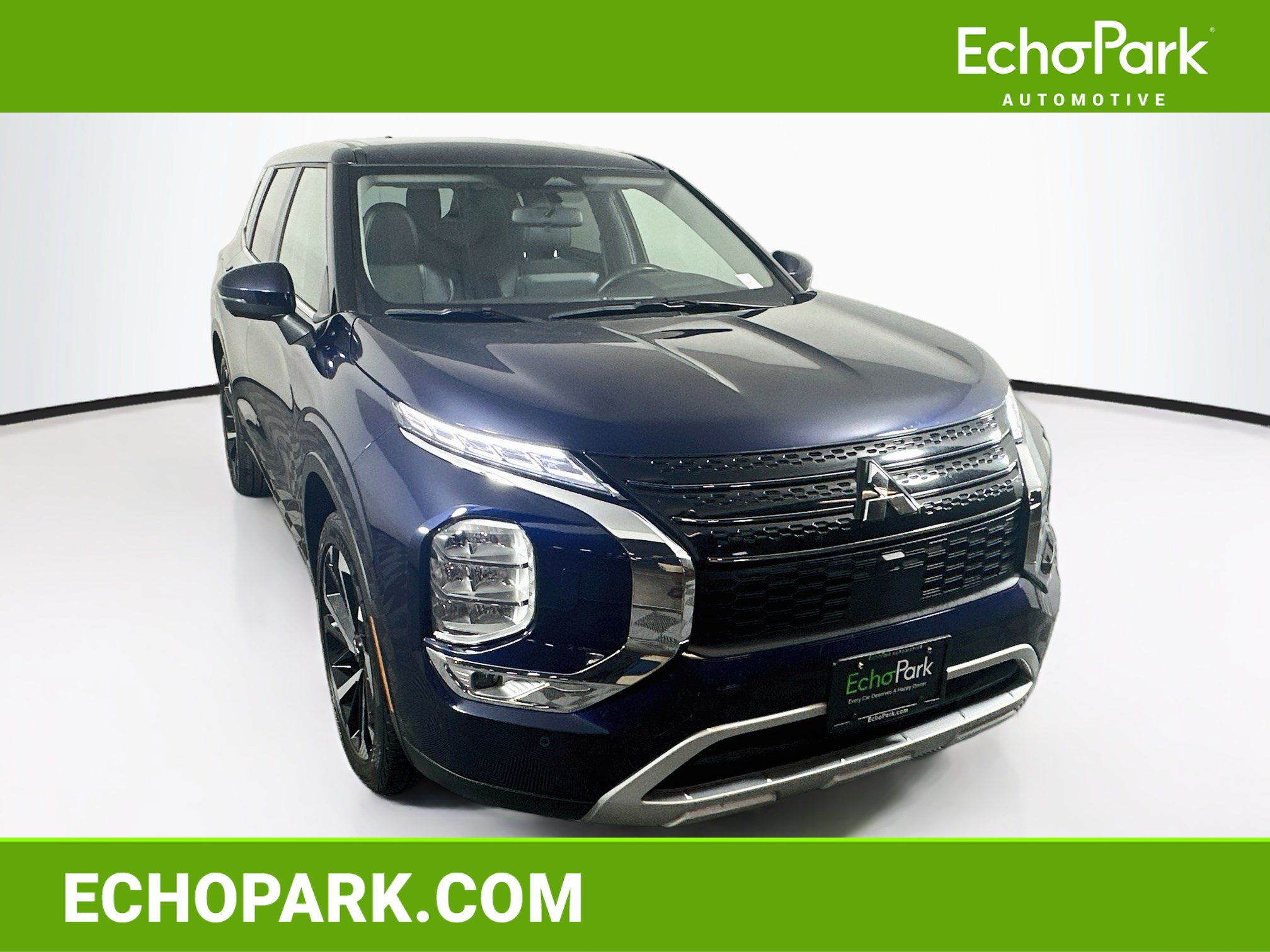 Used 2024 Mitsubishi Outlander SE AWD/4WD image 1
