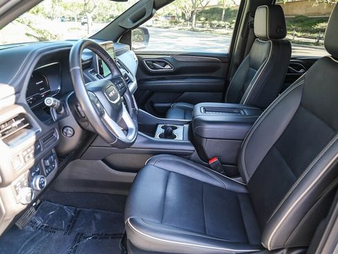 Used 2022 GMC Yukon SLT w/ SLT Premium Package image 27