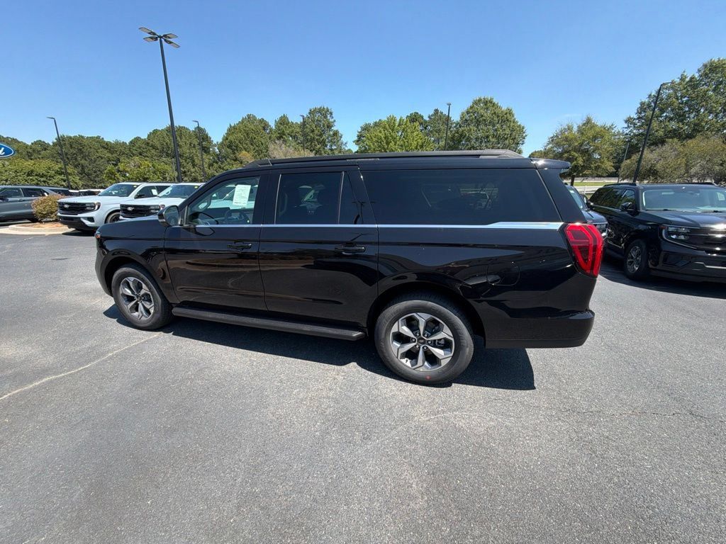 New 2027 Ford Expedition Max Active RWD image 18