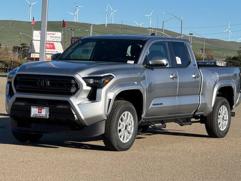 New 2026 Toyota Tacoma SR5 AWD/4WD image 7