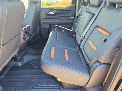 New 2026 GMC Sierra 1500 AT4 w/ AT4 Premium Package AWD/4WD image 15