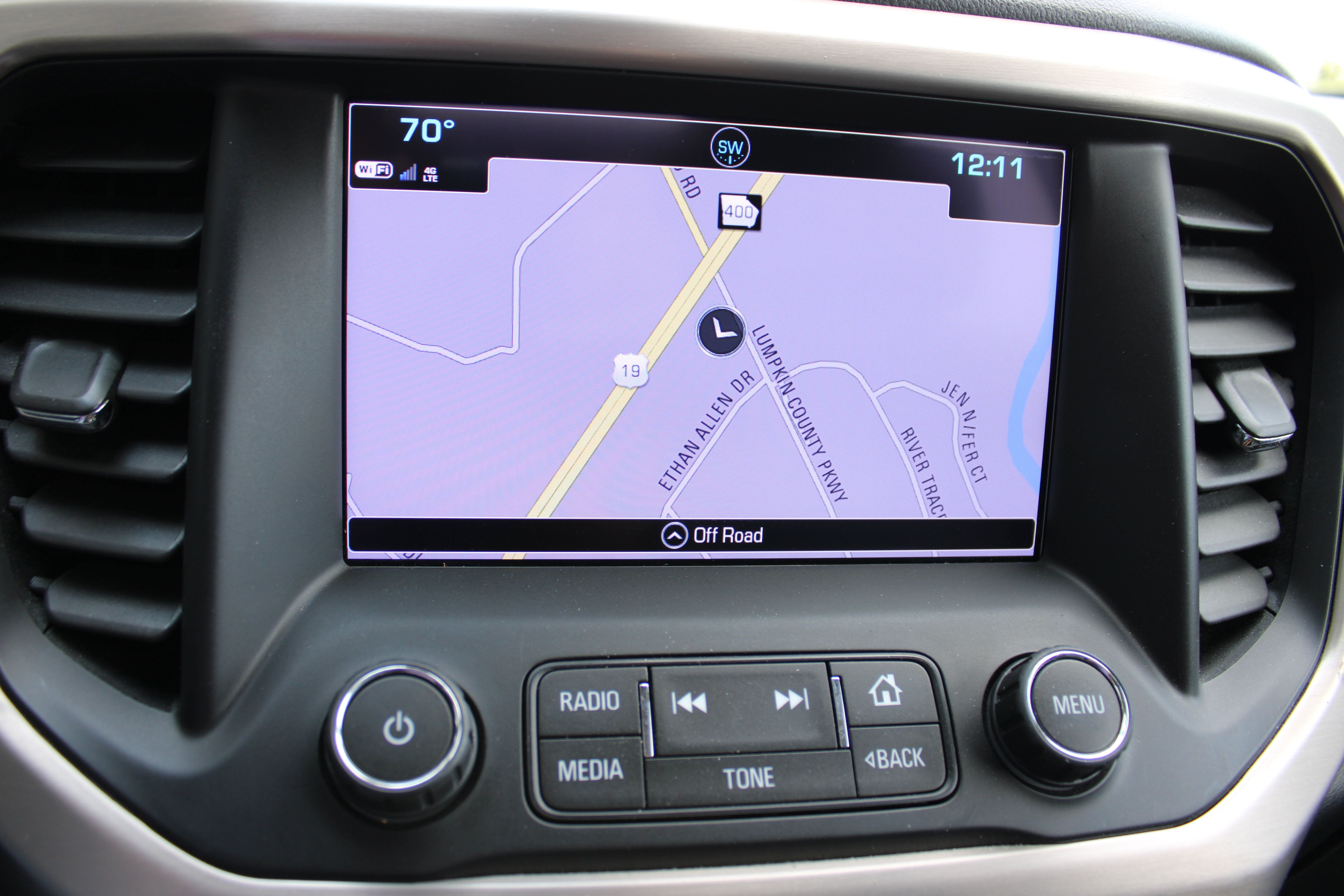 Used 2019 GMC Acadia Denali w/ Technology Package FWD image 22