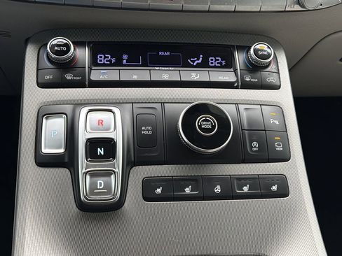 Used 2022 Hyundai Palisade Calligraphy image 7