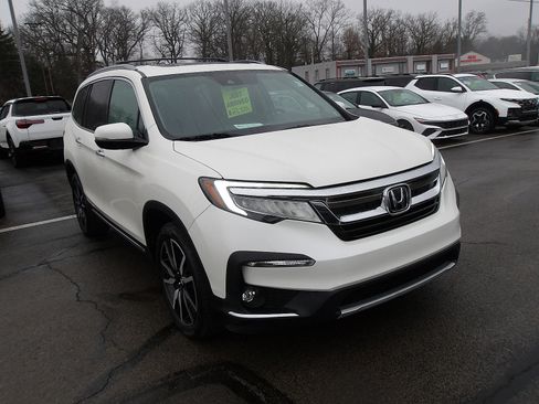 Used 2019 Honda Pilot Touring image 1
