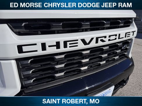 Used 2022 Chevrolet Silverado 2500 Custom w/ Gooseneck/5TH Wheel Package image 9