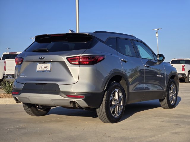 Used 2024 Chevrolet Blazer LT w/ Convenience Package FWD image 8