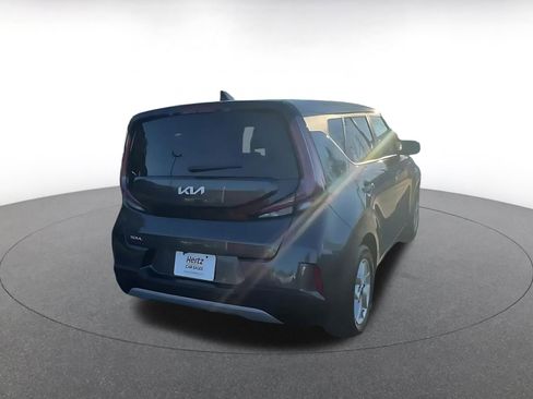Used 2025 Kia Soul LX w/ LX Technology Package image 14