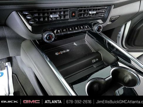 Certified 2025 Chevrolet Tahoe LT AWD/4WD image 17