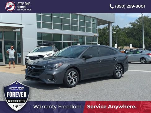 Certified 2025 Subaru Legacy Premium AWD/4WD image 2