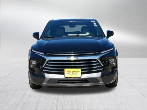 Used 2023 Chevrolet Blazer Premier w/ Enhanced Convenience Package AWD/4WD image 2
