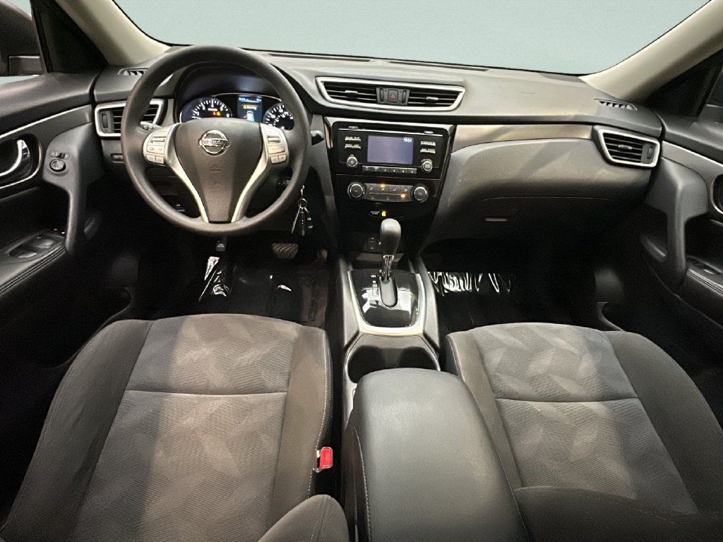 Used 2016 Nissan Rogue S w/ Appearance Package AWD/4WD image 19
