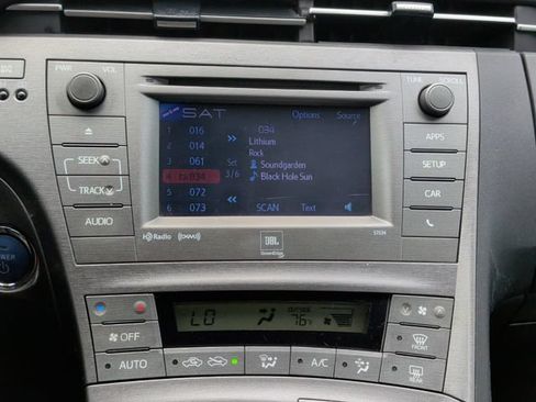 Used 2013 Toyota Prius Four FWD image 24