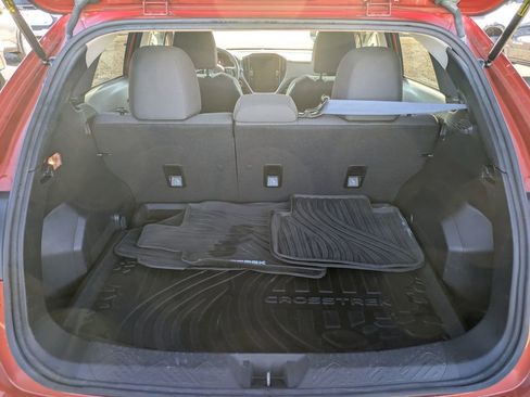 Used 2024 Subaru Crosstrek 2.0i Premium image 29