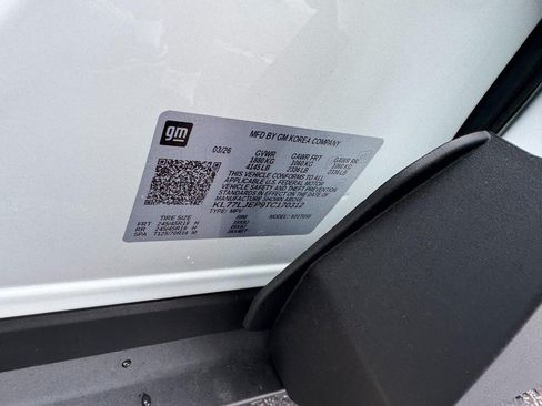 New 2026 Chevrolet Trax RS w/ Sunroof Package FWD image 16