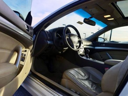 Used 2009 INFINITI G37 x w/ Premium Pkg image 13