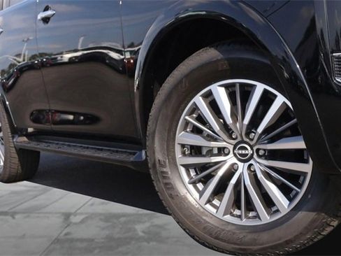 Certified 2024 Nissan Armada SL w/ Captain's Chairs Package image 3