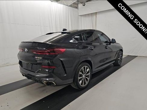 Used 2022 BMW X6 M50i w/ Executive Package image 3