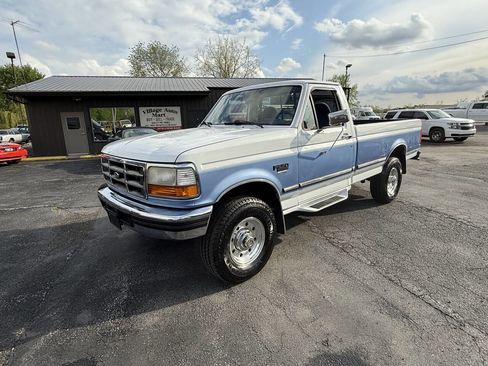 Used 1997 Ford F250 4x4 Regular Cab Heavy Duty image 1