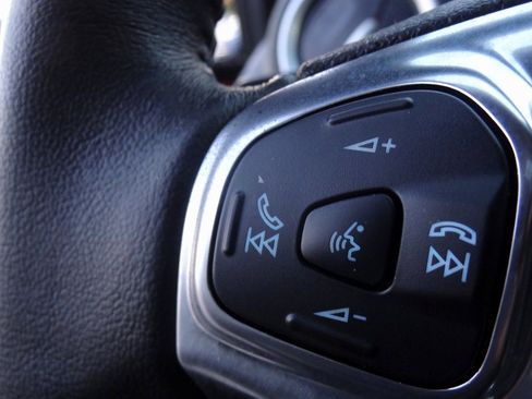 Used 2015 Ford Fiesta Titanium image 20