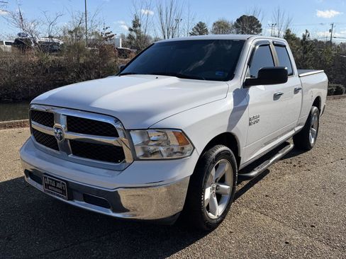 Used 2016 RAM 1500 Classic SLT image 7