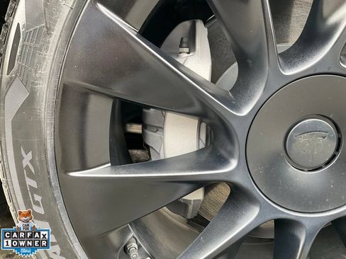 Used 2022 Tesla Model Y Long Range AWD/4WD image 78