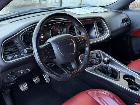 Used 2022 Dodge Challenger R/T Scat Pack w/ Dynamics Package image 11