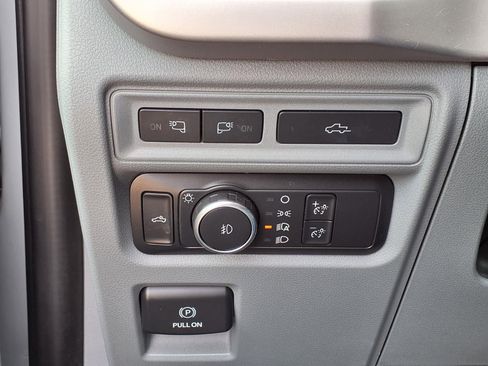 Used 2022 Ford F150 XLT w/ Equipment Group 302A High AWD/4WD image 23