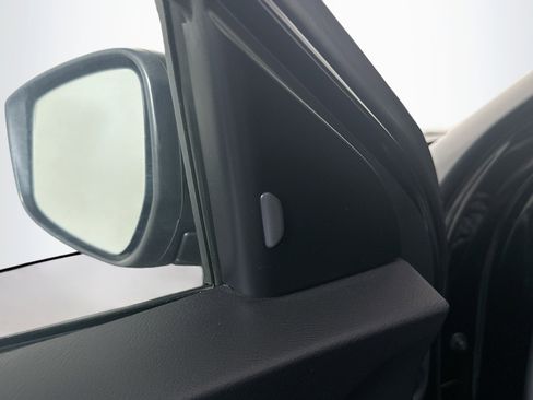 Used 2024 Nissan Kicks SV image 16