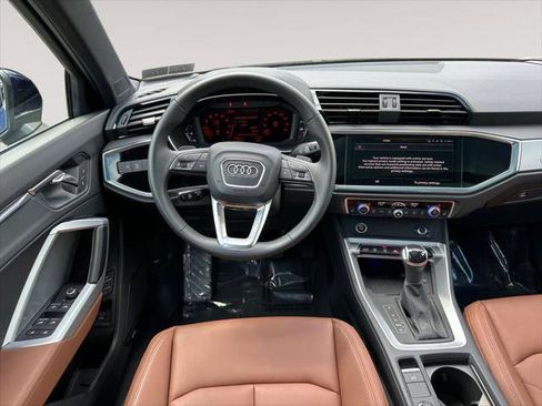 Certified 2025 Audi Q3 2.0T Premium Plus w/ Premium Plus Package AWD/4WD image 12