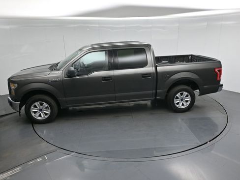 Used 2017 Ford F150 XLT RWD image 36