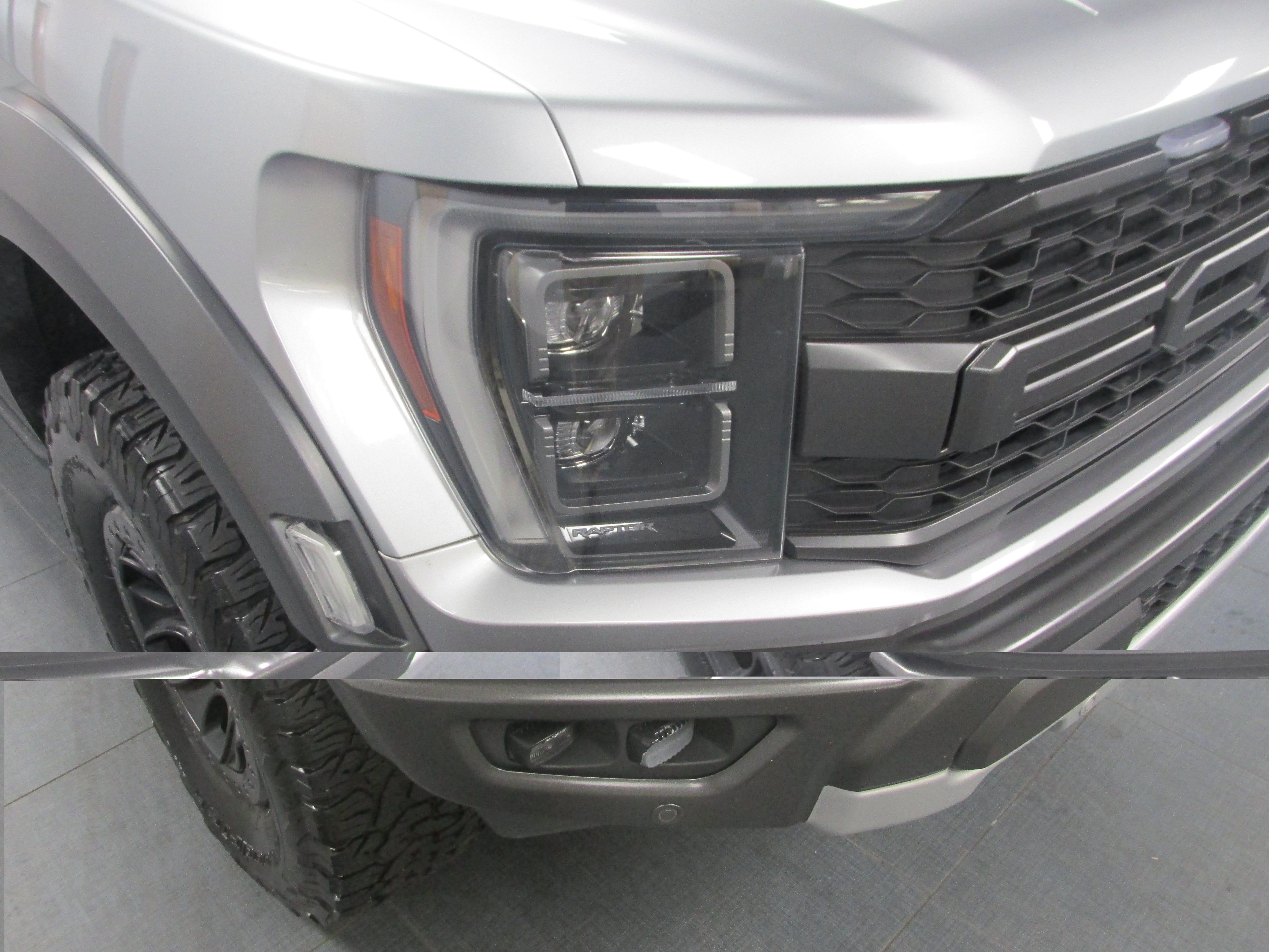 Used 2023 Ford F150 Raptor AWD/4WD image 8