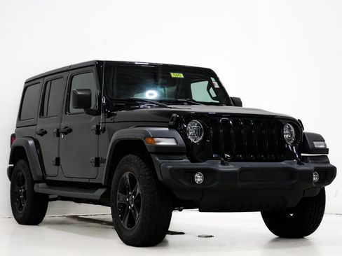 Used 2022 Jeep Wrangler Unlimited Sport image 1